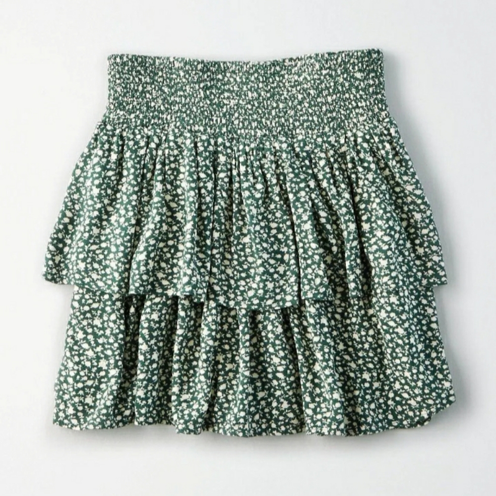 American Eagle Outfitters Green Floral Mini Skirt
